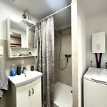 Zarembowicza 37 - Self Check-in 20h - Parking &lift Вроцлав
